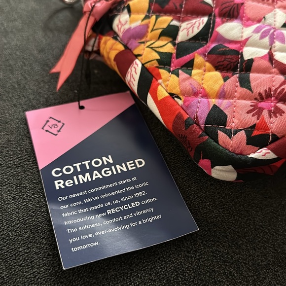 Vera Bradley Rosa Floral NWT Small Convertible Crossbody - Picture 3 of 4